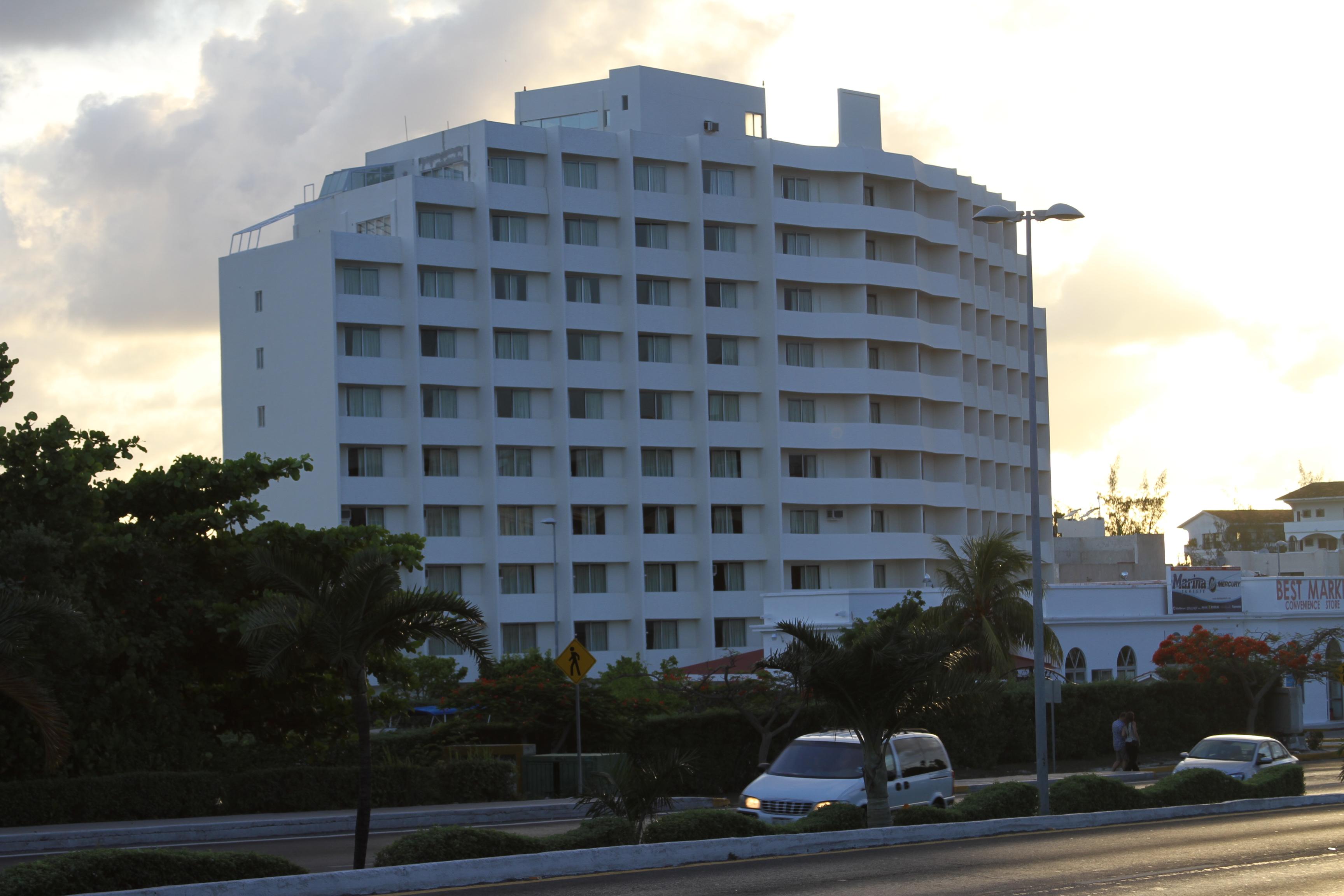 Hotel Calypso Cancún Extérieur photo