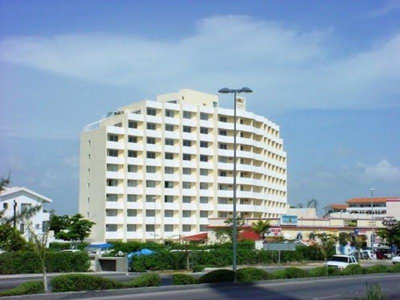 Hotel Calypso Cancún Extérieur photo